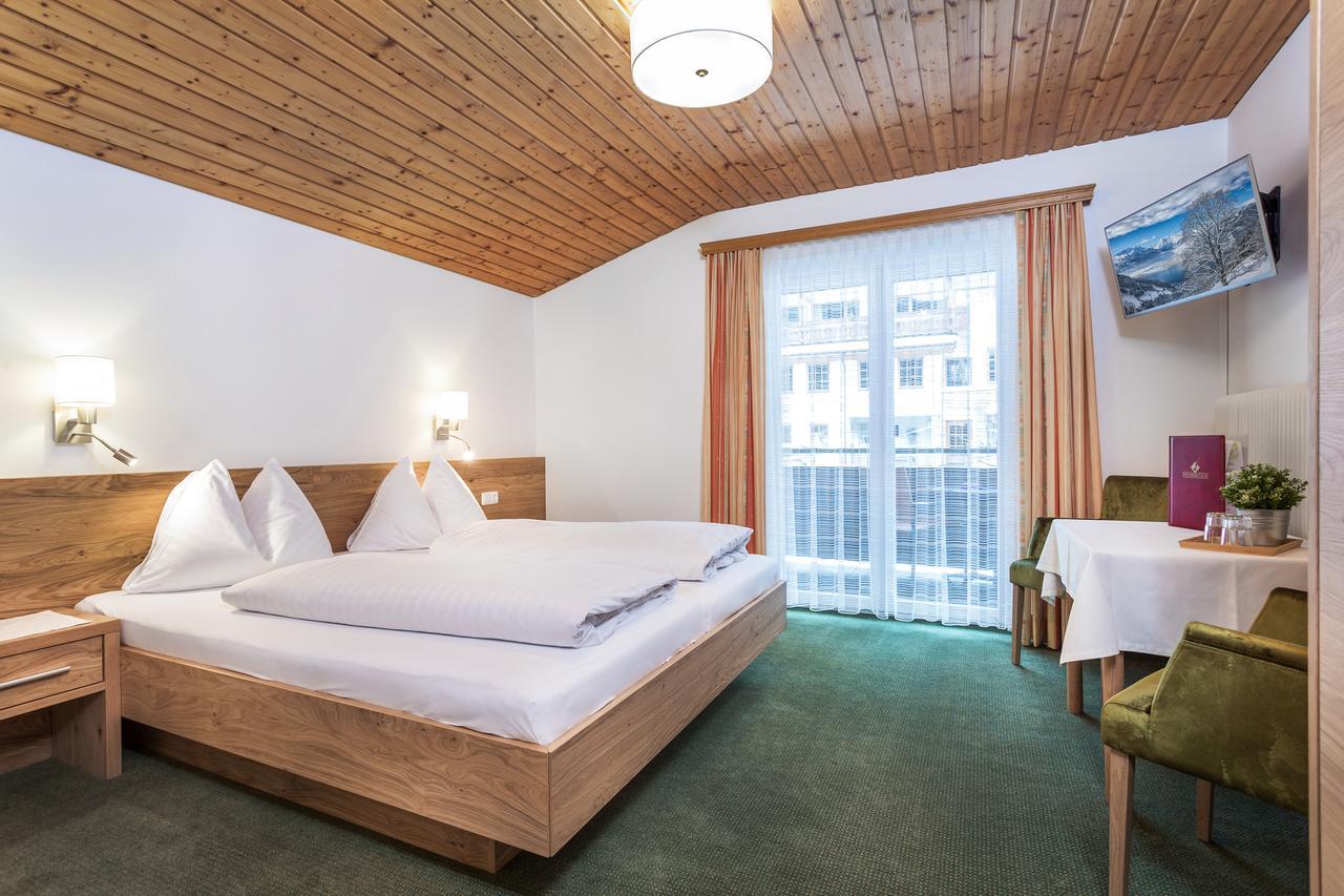 Pension Margarete Zell am See Exterior photo